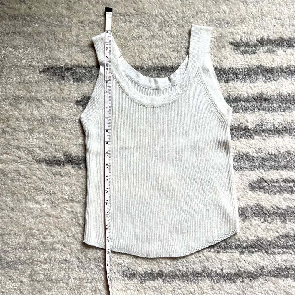 2 Ribbed Tank Tops - Picture 2 of 8